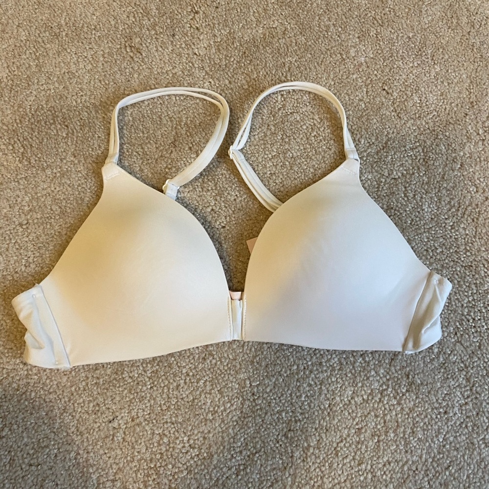 White Arie bra